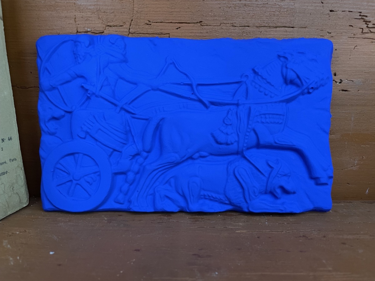 Cavaliers — pièce P-34, recouverte de bleu outremer